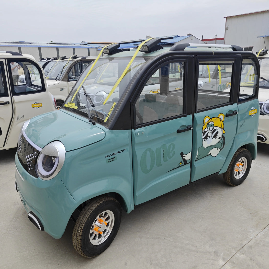 2024 Mini Ev Car New Energy Vehicle New Design Electric Mini Car Cheap Electric Vehicle Low Price Mini Electric Car Automobile