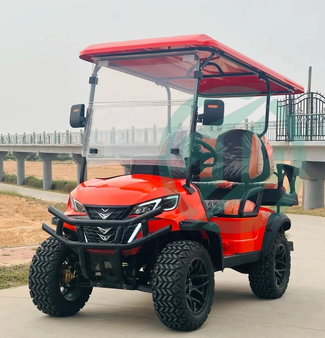 Hot Sales Stylish and Durable 4-seater Lifted Golf Cart Powerful Battery for Outdoor Adventures
