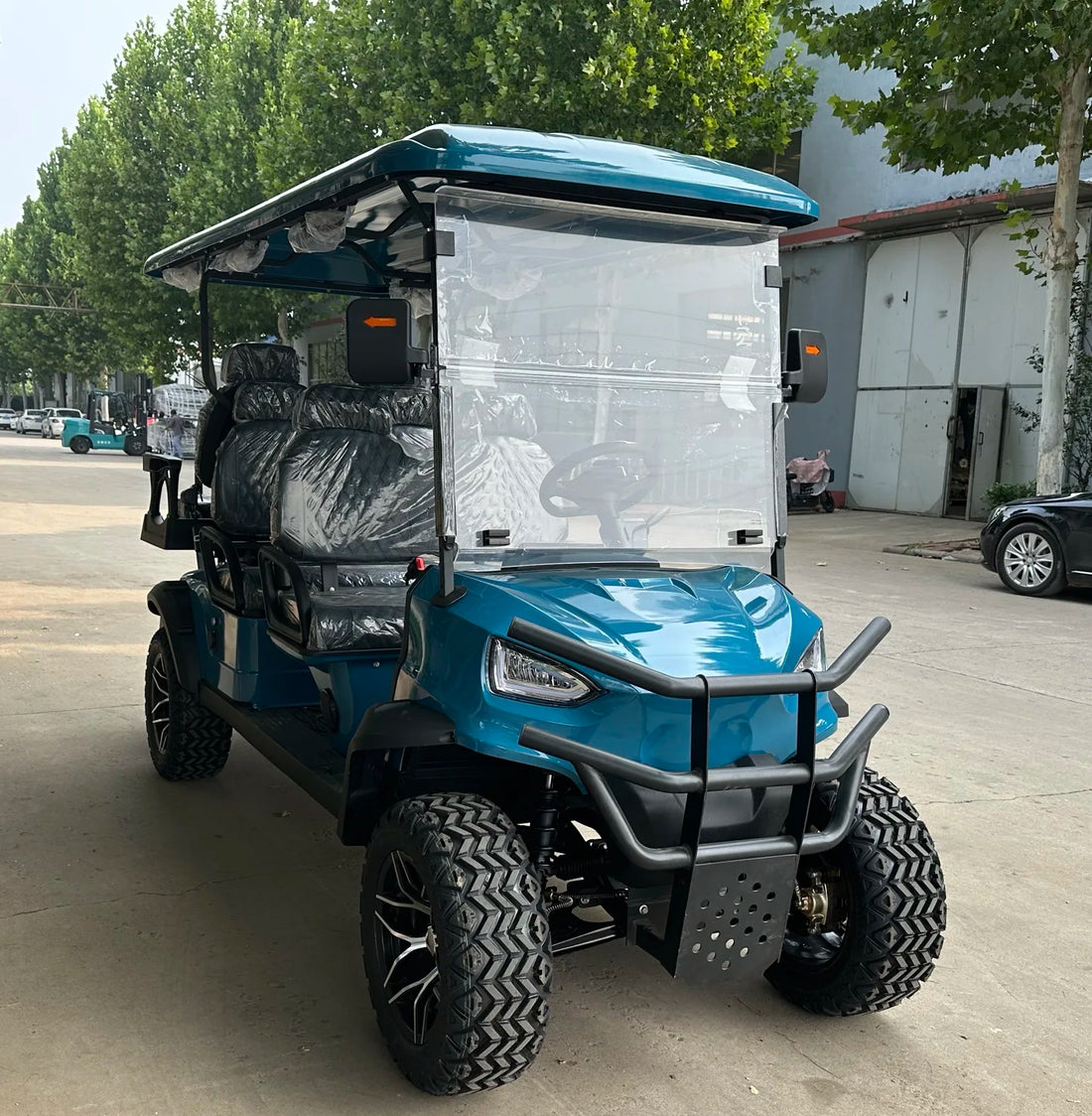 Lithium Battery Off-road Electric New Energy Vehicle Lifted Golf Buggy Cheap Chinese Hunting 4+2 Passagers Golf Carts for Sale