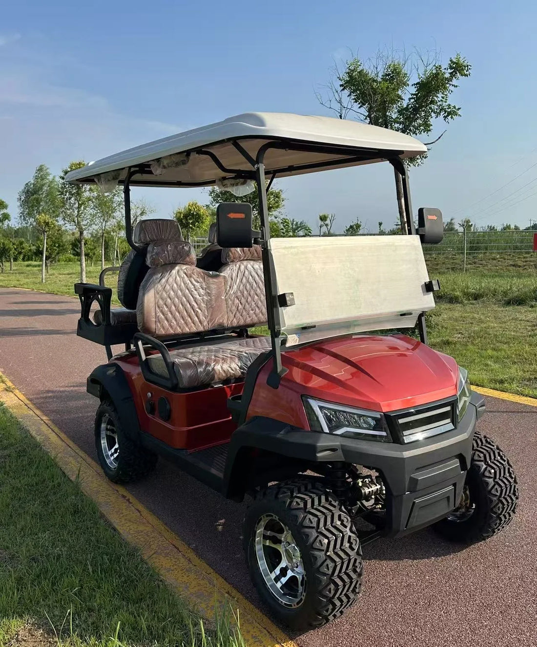 4-seater Electric Club Cart With 5kw Motor Curtis Controller 72v/48v Battery for Golf Use Eec Dot & Gcc Certified