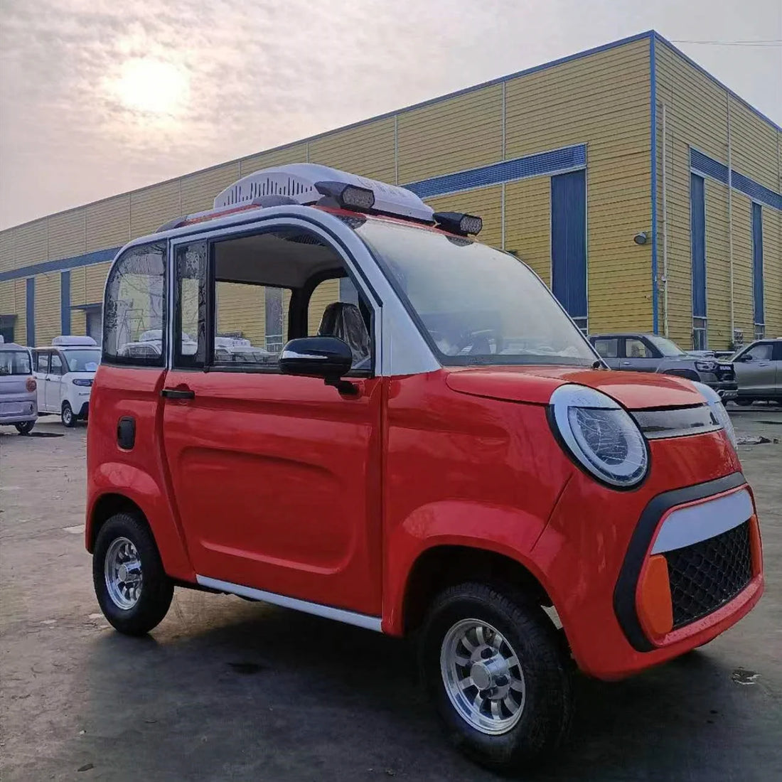 Certificated Cheap and Hot Sale Smart New Energy Adult Four Wheel Mini Electric Small Car Made in China Electric Car